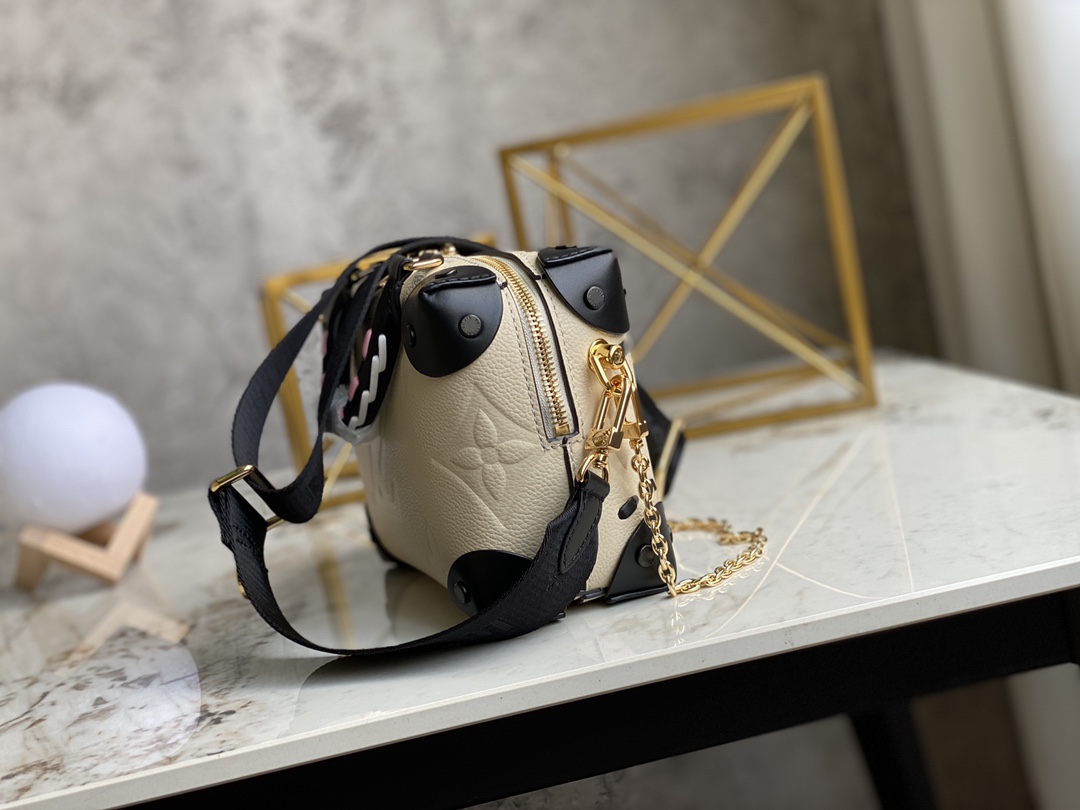 L*ouis V*uitton Bag Top Quality 20*14*7.5cm