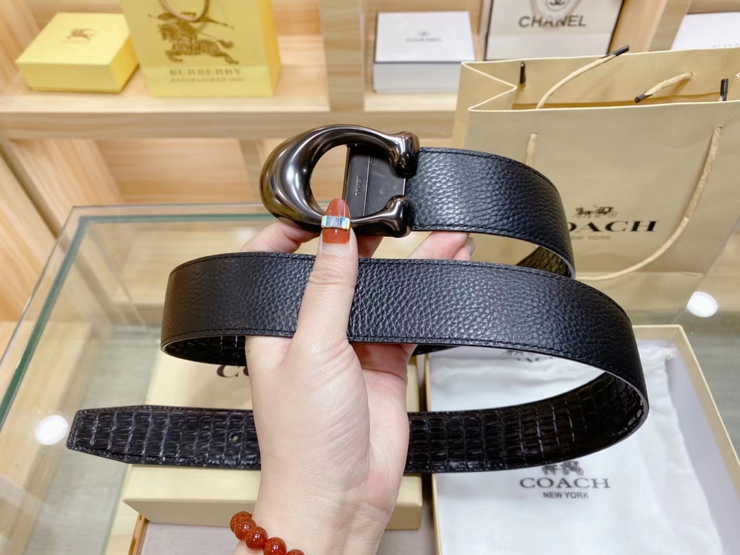 C*oach Belts Top Version