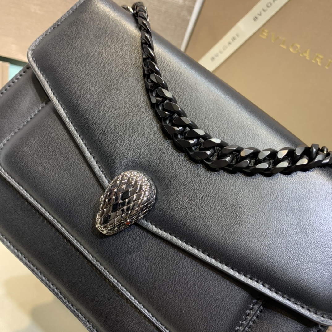 B*vlgari Top Bag 25×14.5×9cm