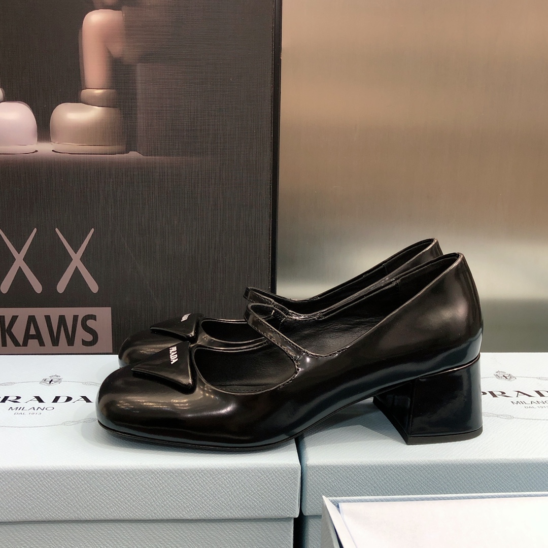 Women P*rada Top Quality Sandals