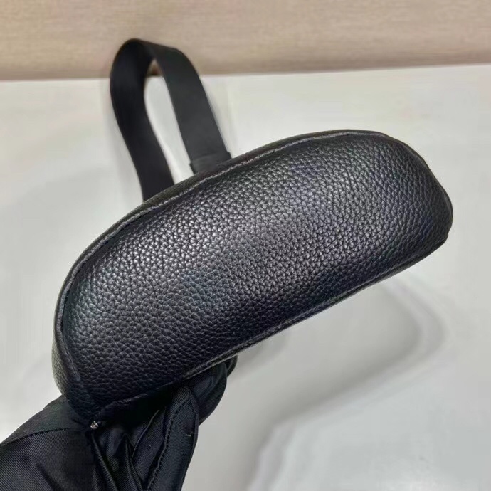 P*rada Bag Top Quality 17*32*6.5CM