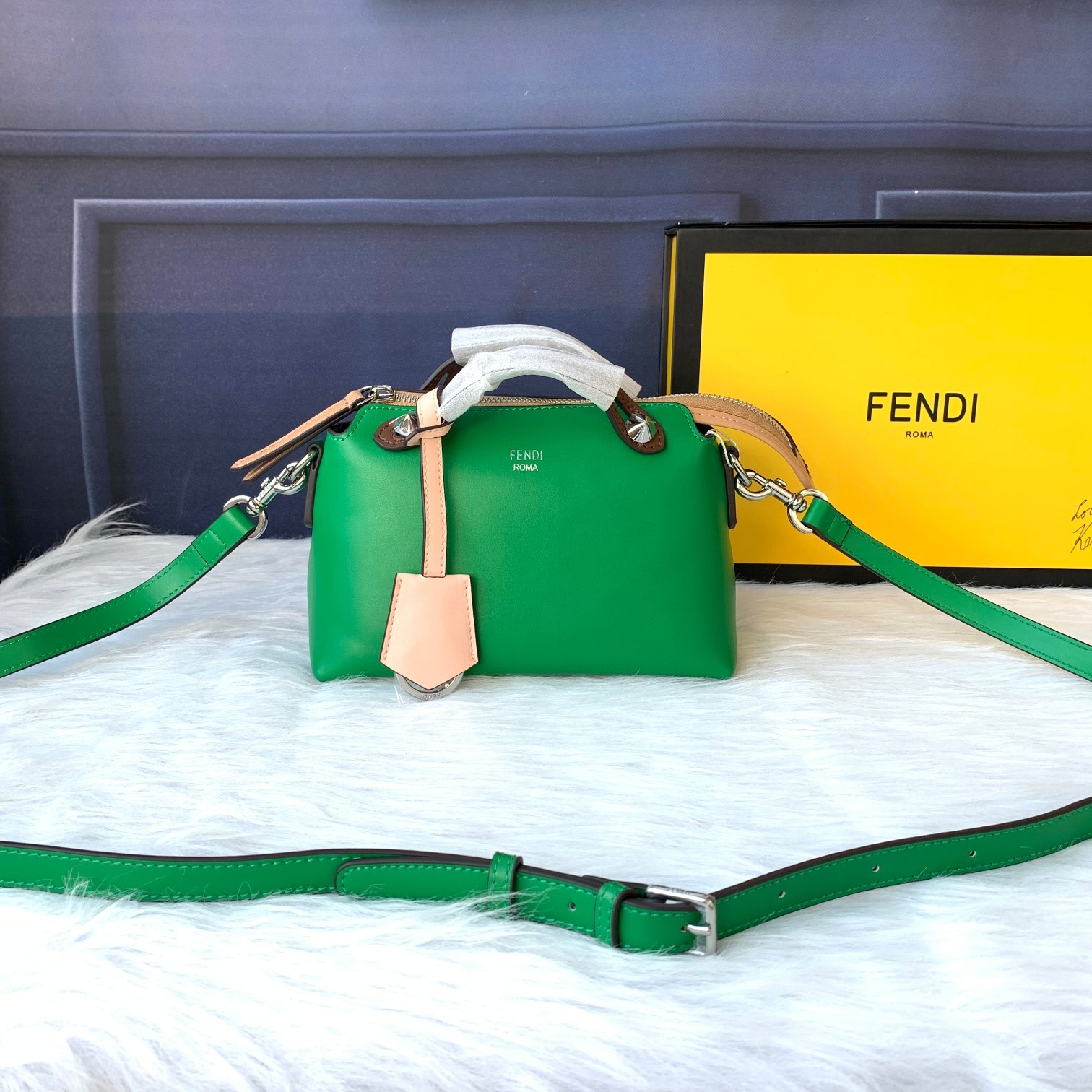 F*endi Top Bag 21*12.5*9.5cm