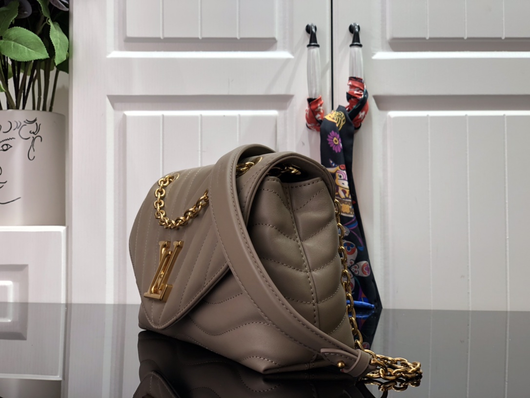 L*ouis V*uitton Top Bag 24*14*9cm