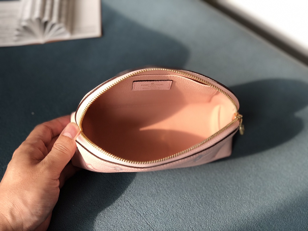 L*ouis V*uitton Top Bag 19 x 12 x 6cm