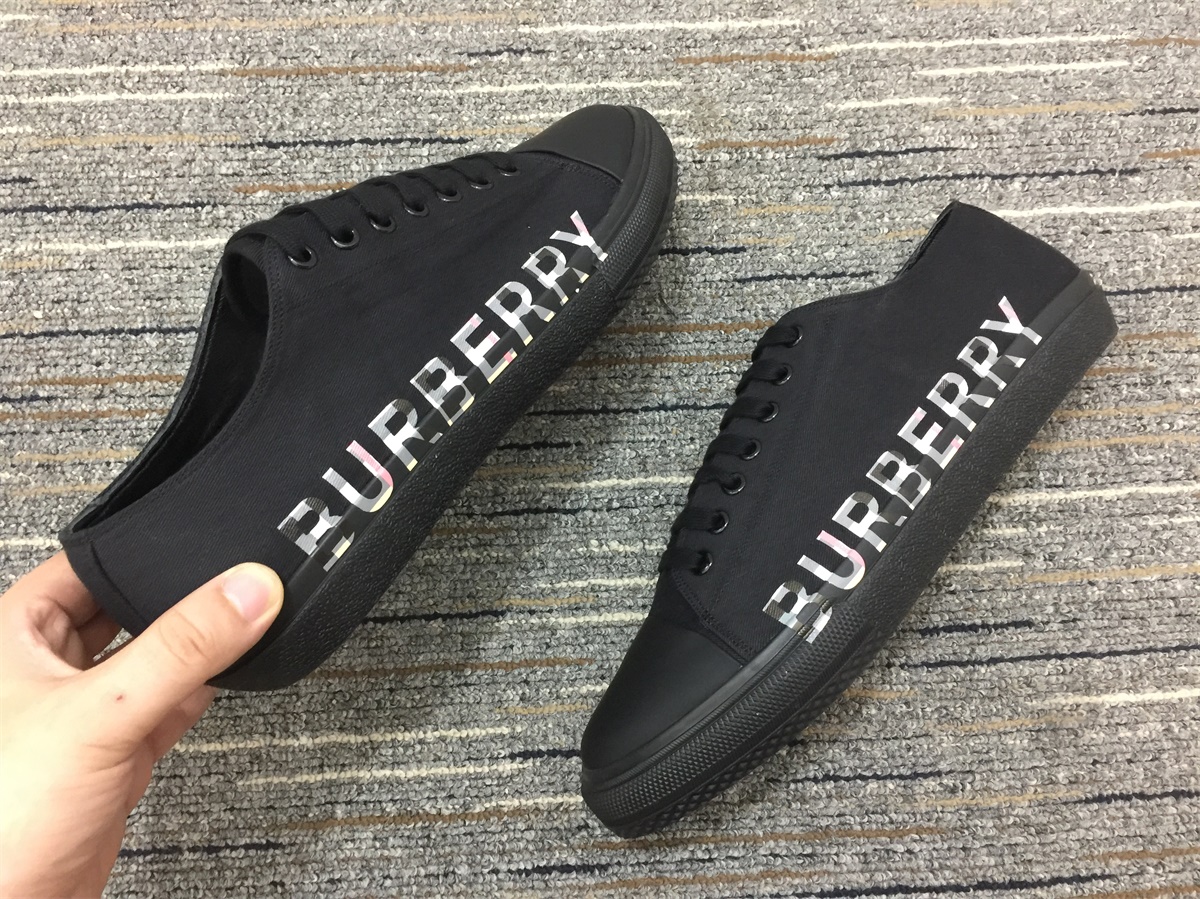 Men B*urberry Top Sneaker