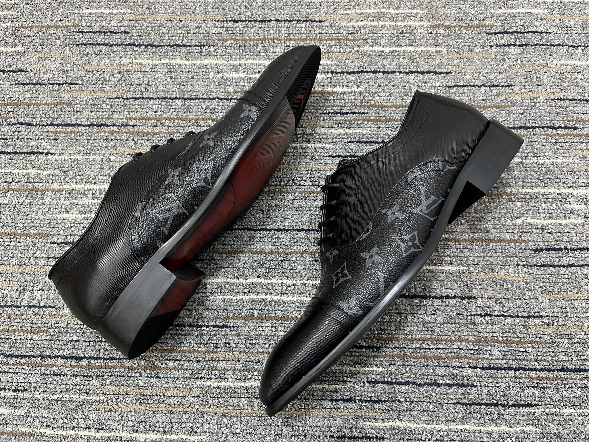 Men L*ouis V*uitton Top Sneaker