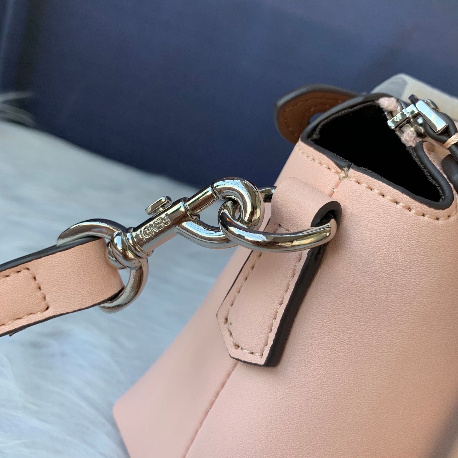 F*endi Top Bag 21*12.5*9.5cm