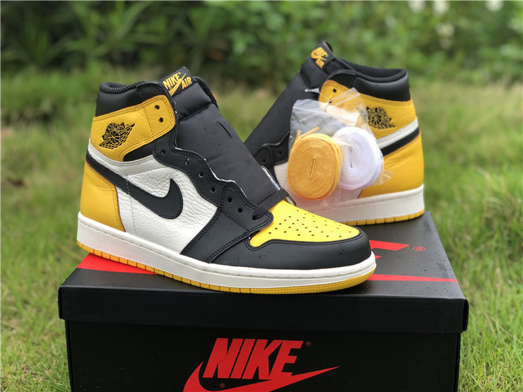 Air Jordan 1 “Yellow Toe” AR1020-700
