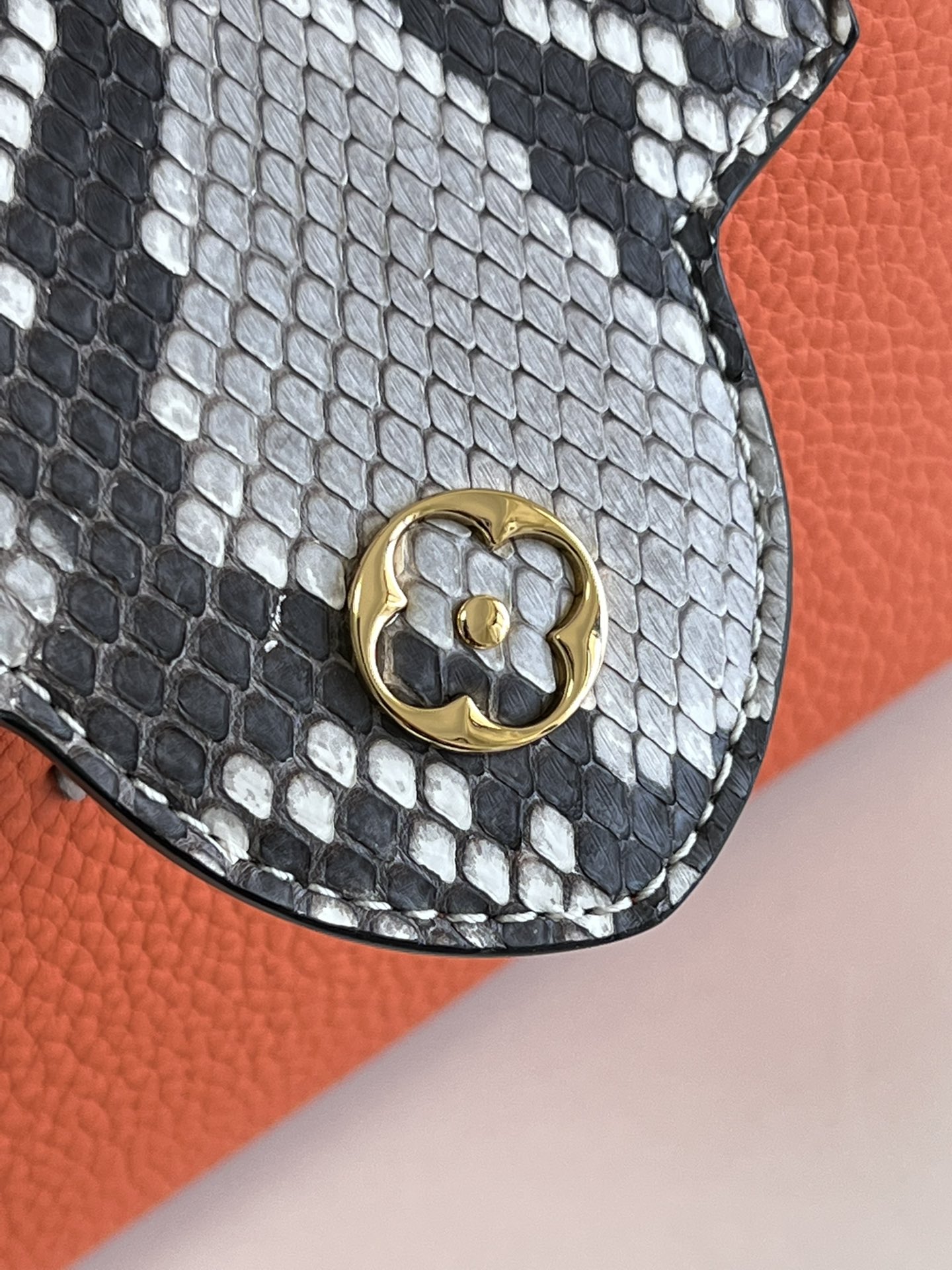 L*ouis V*uitton Bag Top Quality 21*14*8CM