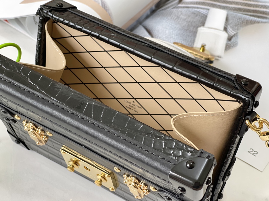 L*ouis V*uitton Bag Top Quality 20*12.5*5CM