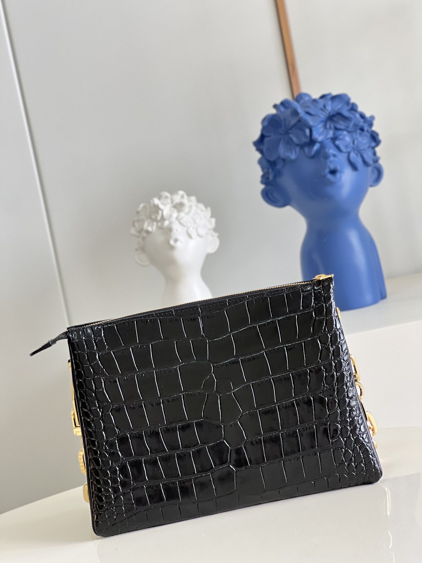 L*ouis V*uitton Top Bag 26*20*12CM