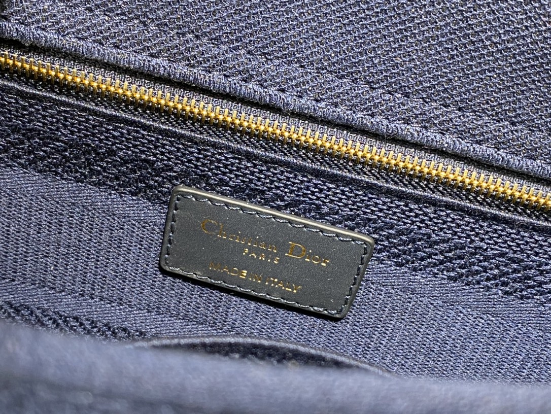 D*ior Bag Top Quality