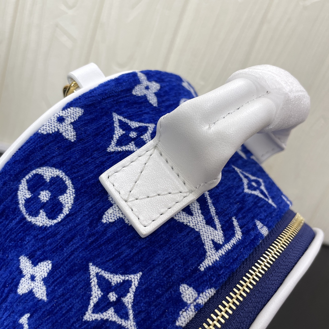 L*ouis V*uitton Top Bag 17*22*10cm