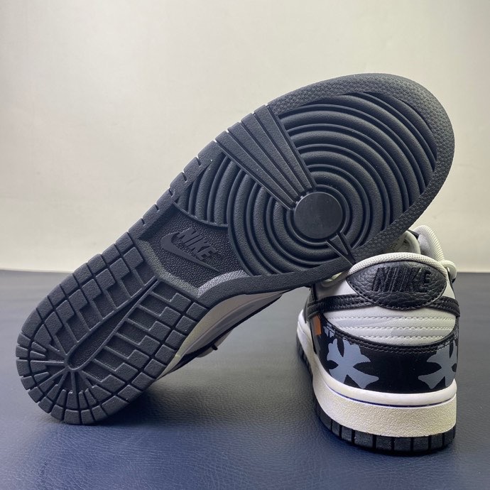 from Nike DUNK LOW DD3363 002