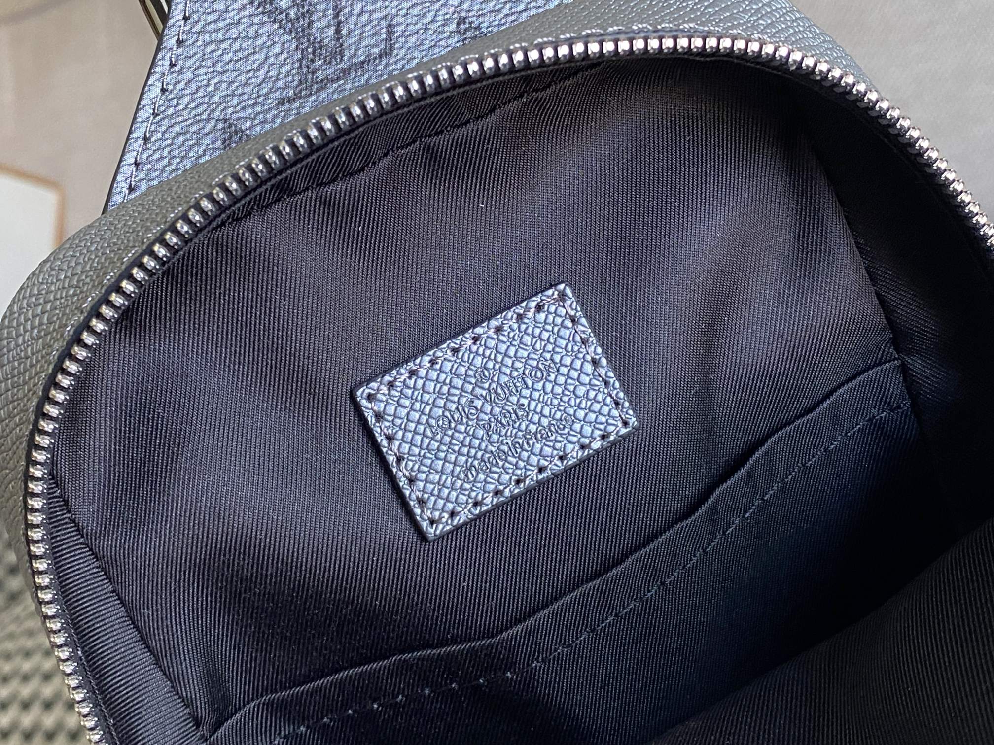 L*ouis V*uitton Bag Top Quality 13*21*5CM