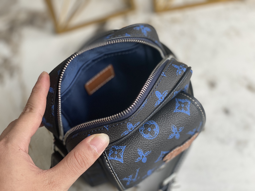 L*ouis V*uitton Top Bag 15*17*8CM