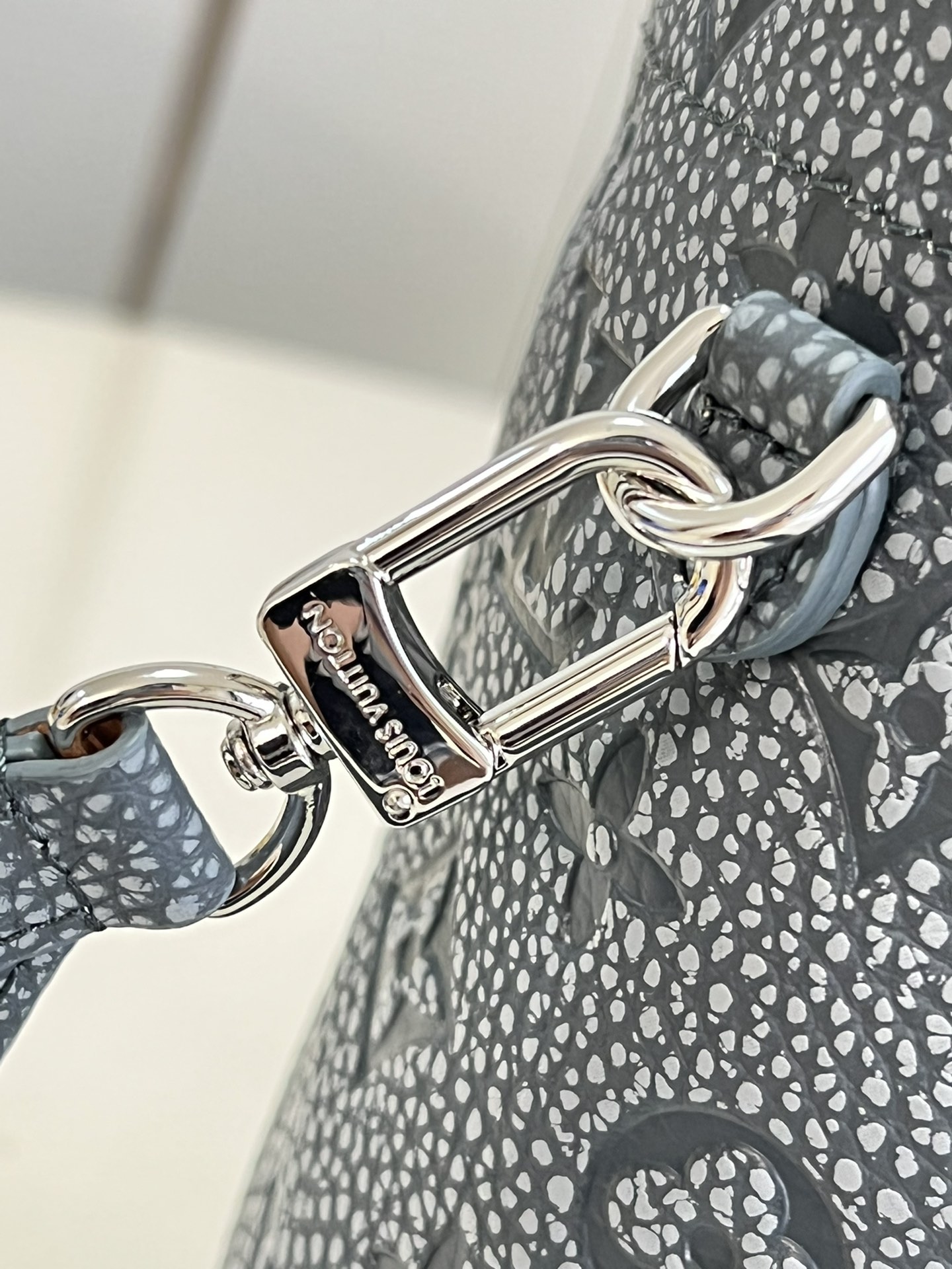 L*ouis V*uitton Top Bag 12.5*17*12.5CM