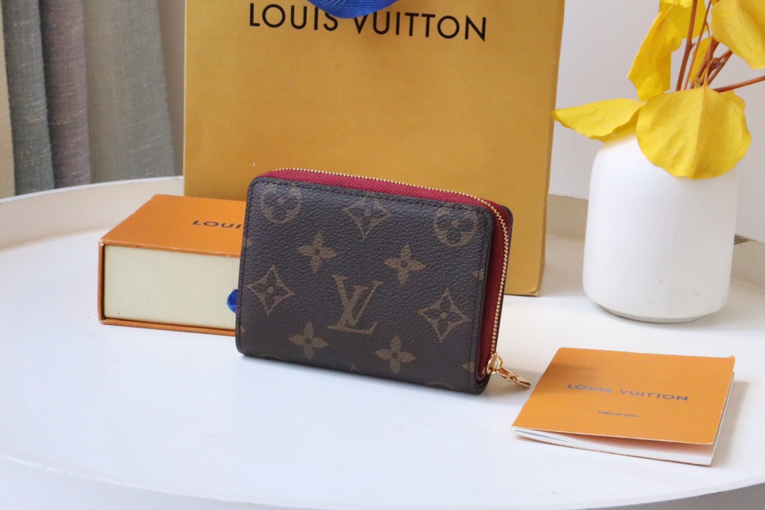 L*ouis V*uitton Bag Top Quality 11.5*8.5*2.2CM