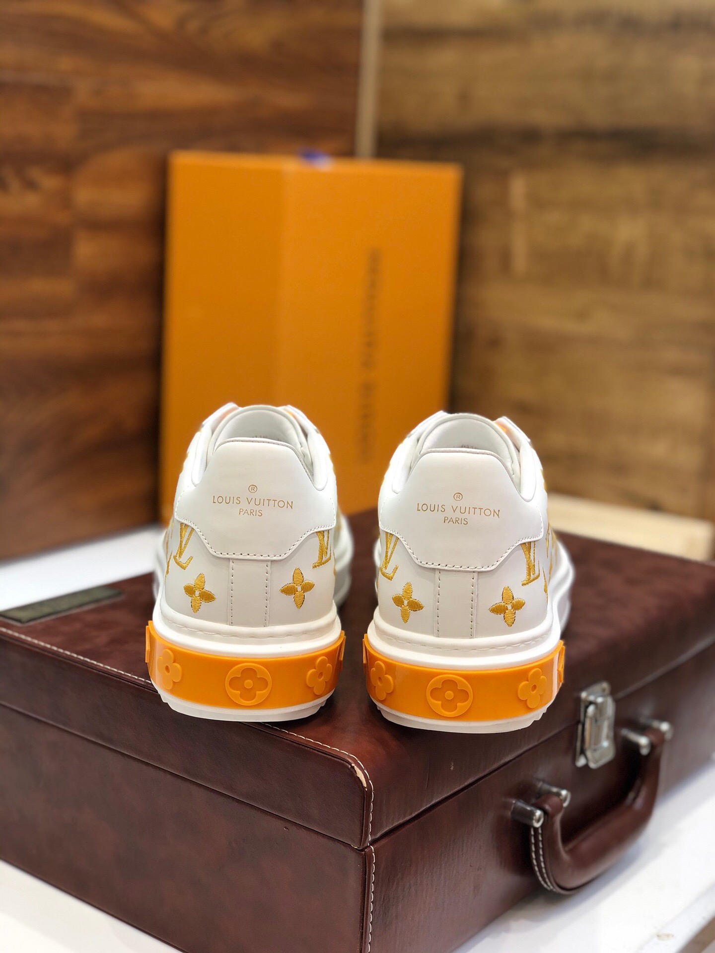 Women L*ouis V*uitton Top Sneakers