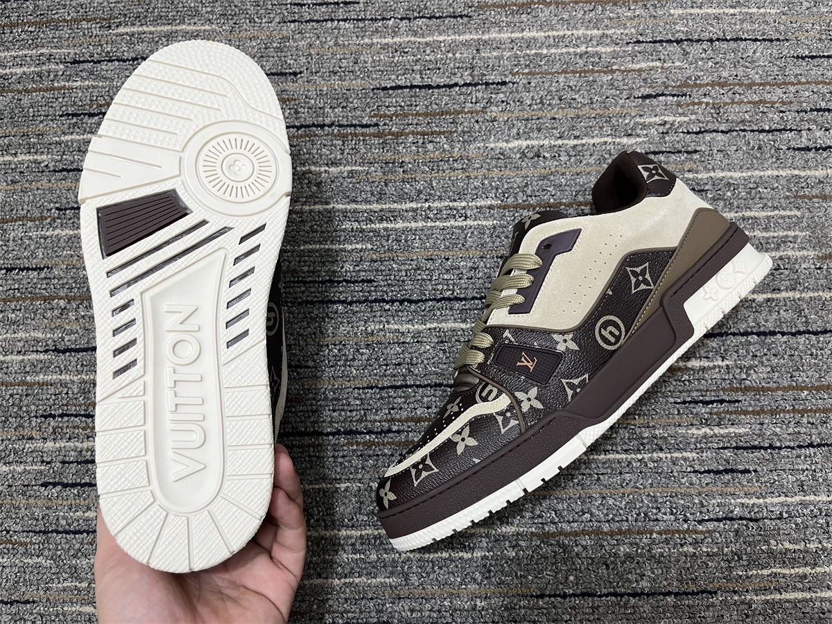 Men L*ouis V*uitton Top Sneaker