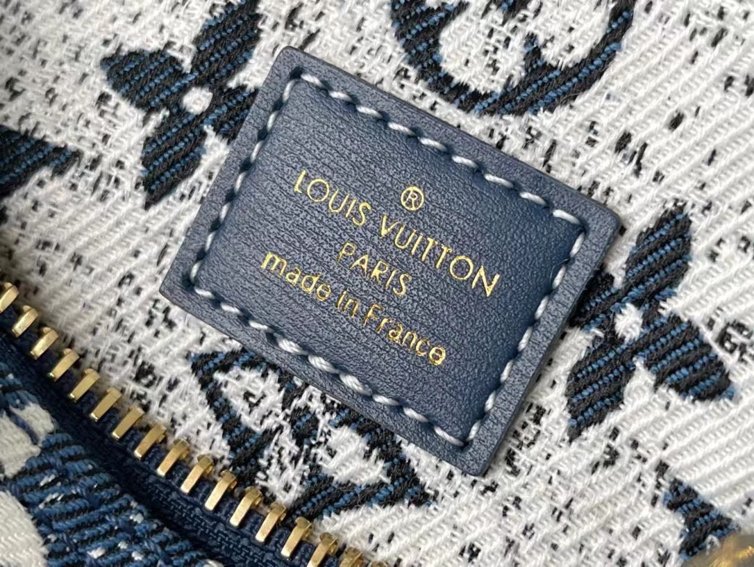 Lady L*ouis V*uitton nano speedy handbag Top Quality M81168 16*10*7.5cm