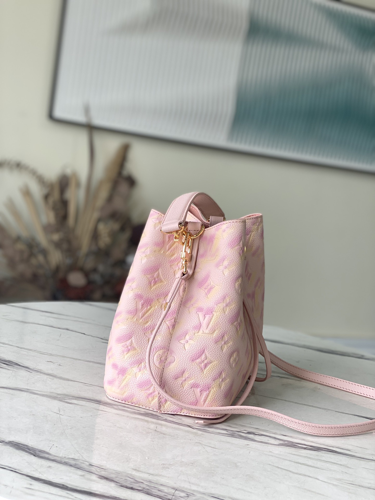 Lady L*ouis V*uitton M46173 NEONOE BB bag Top Quality 20*20*13CM