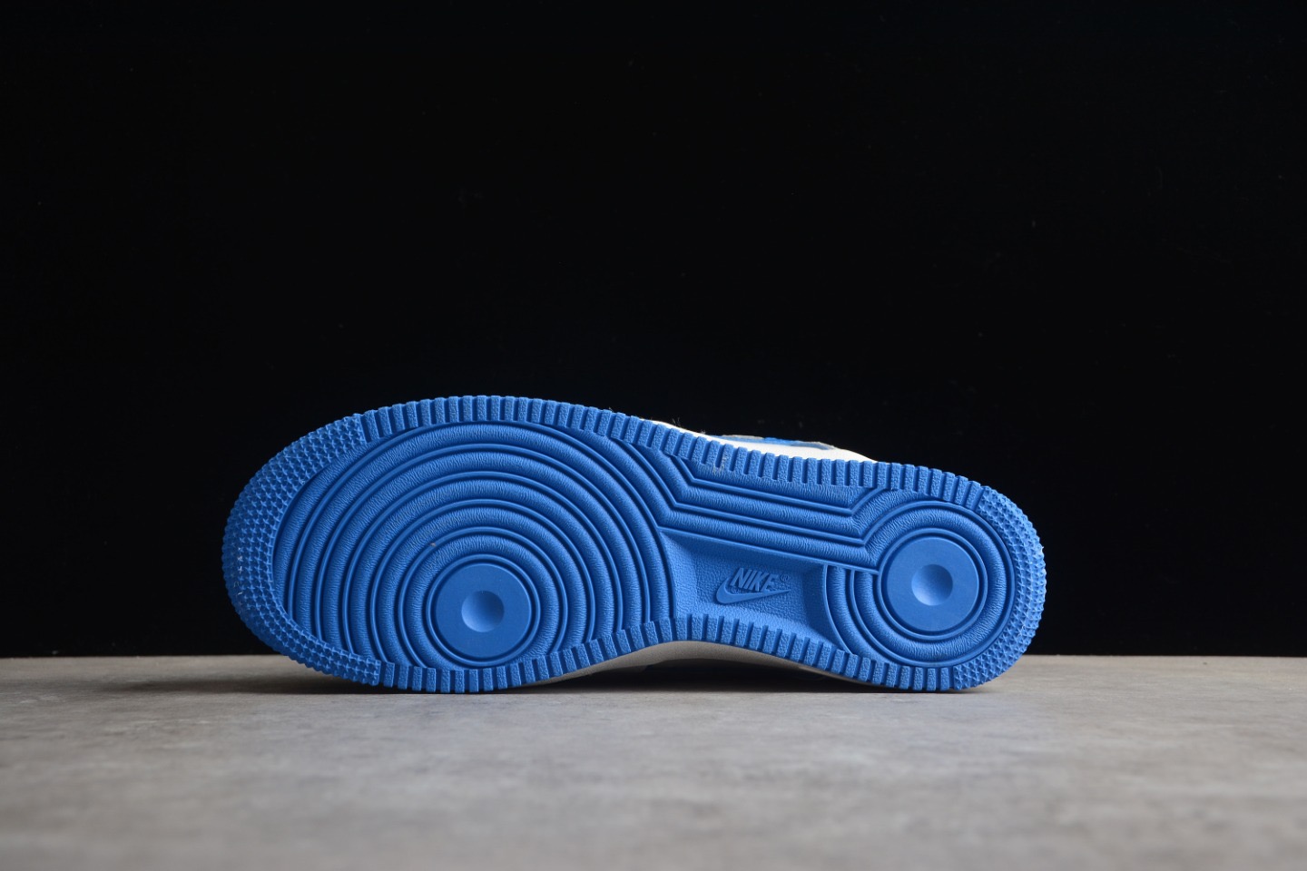 from Nike Air Force 1 Low xN*Y