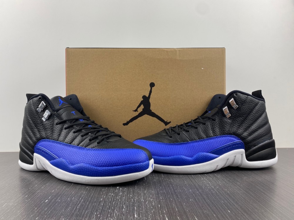 Air Jordan 12 AO6068-004
