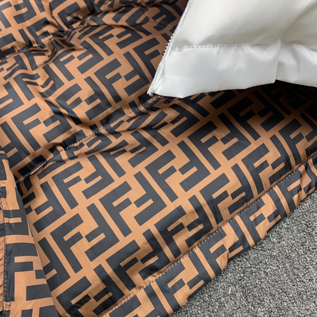 Women Jacket/Sweater Top Quality