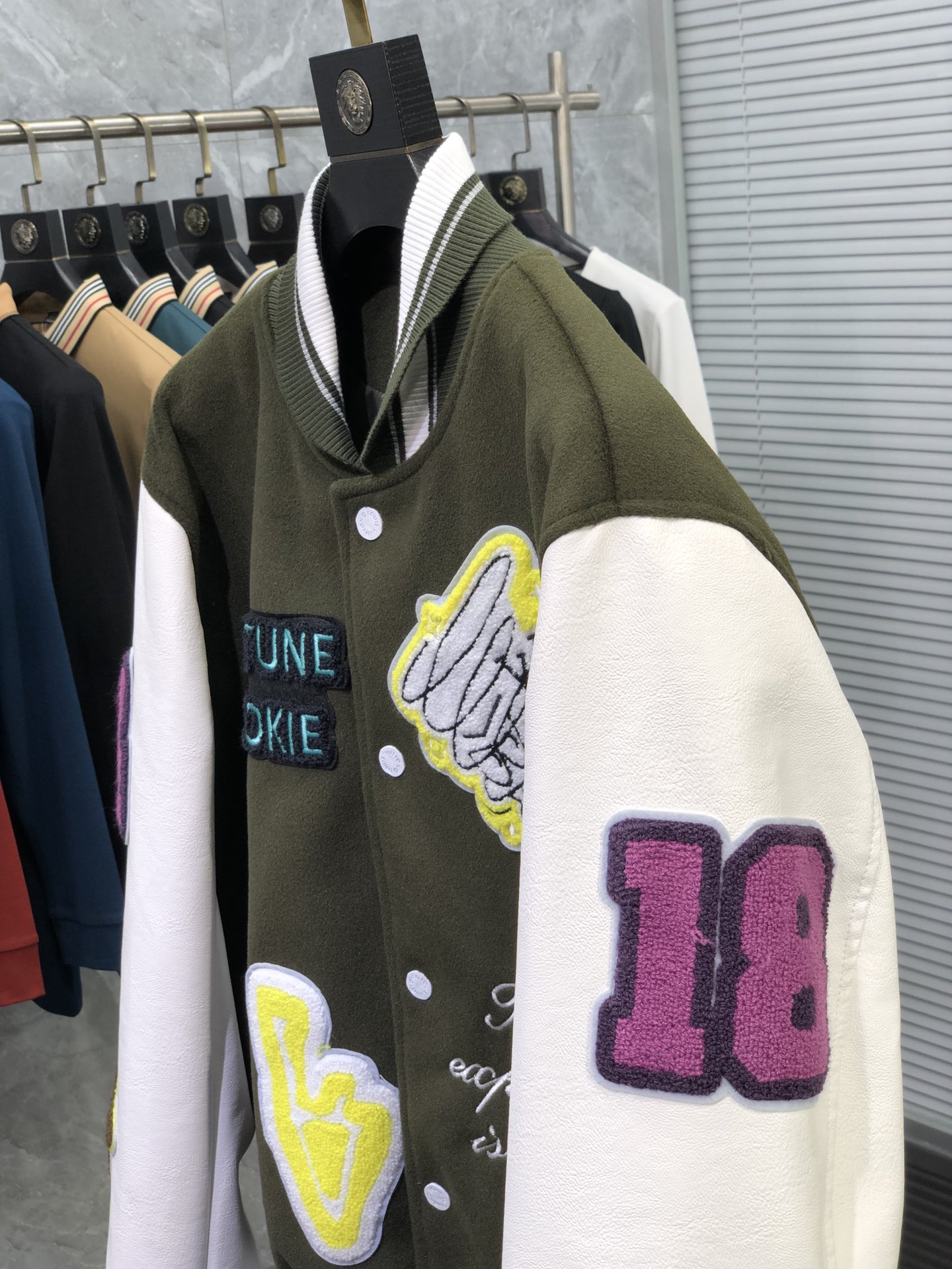 Men Jacket/Sweater Top Quality