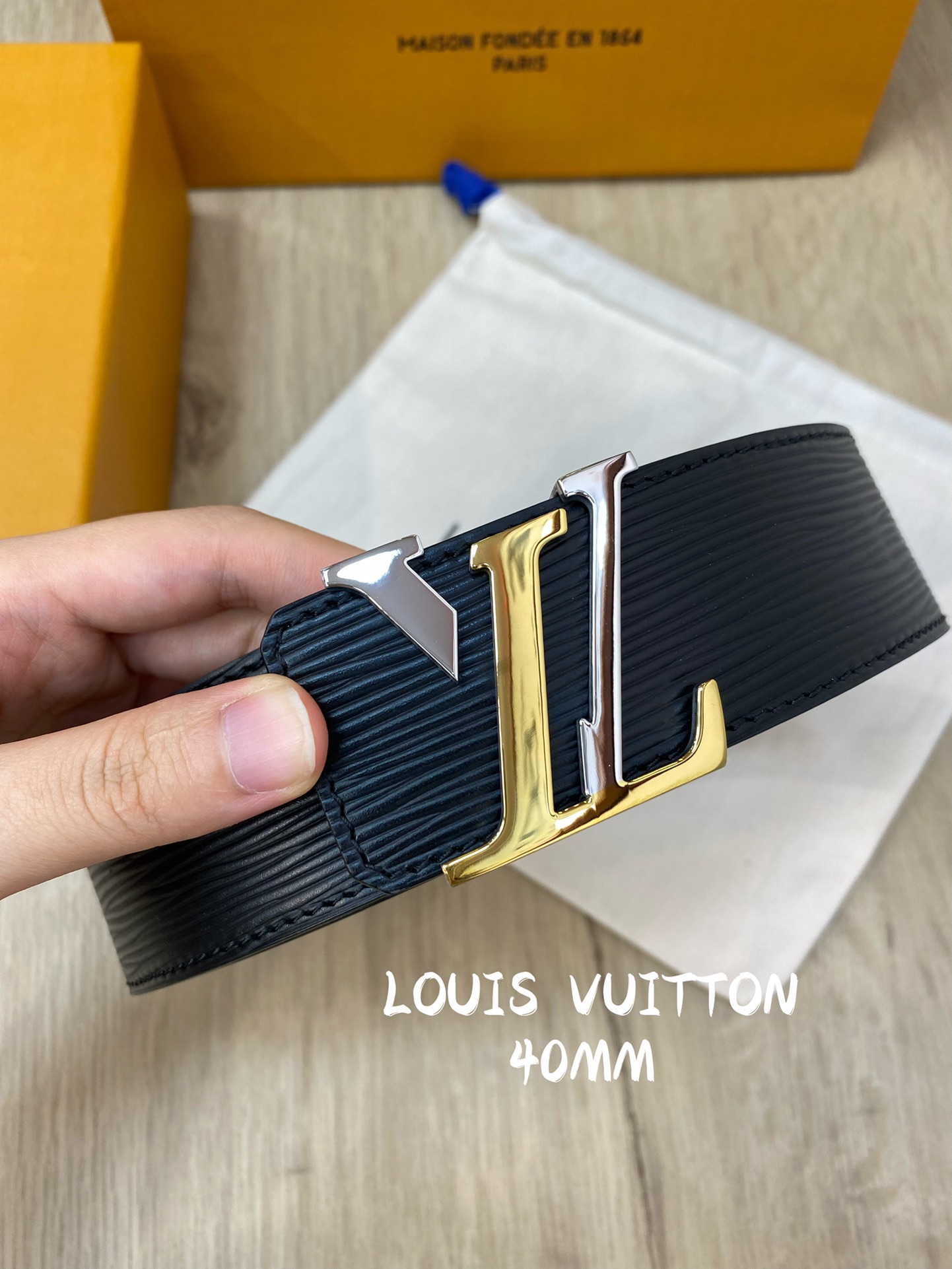 L*ouis V*uitton Belts Top Quality 40MM