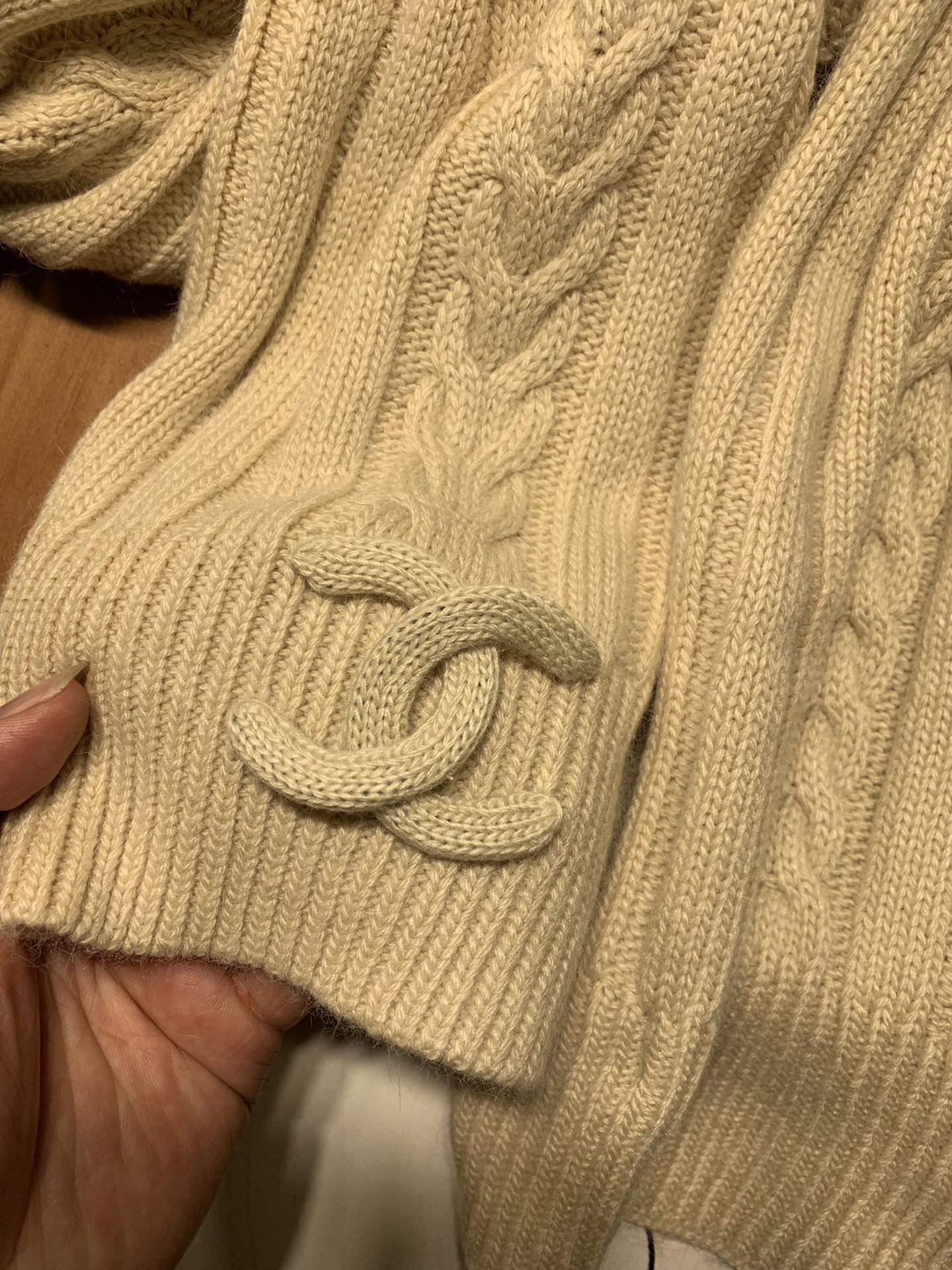 Women Men Hat+Gloves+The scarf C*hanel