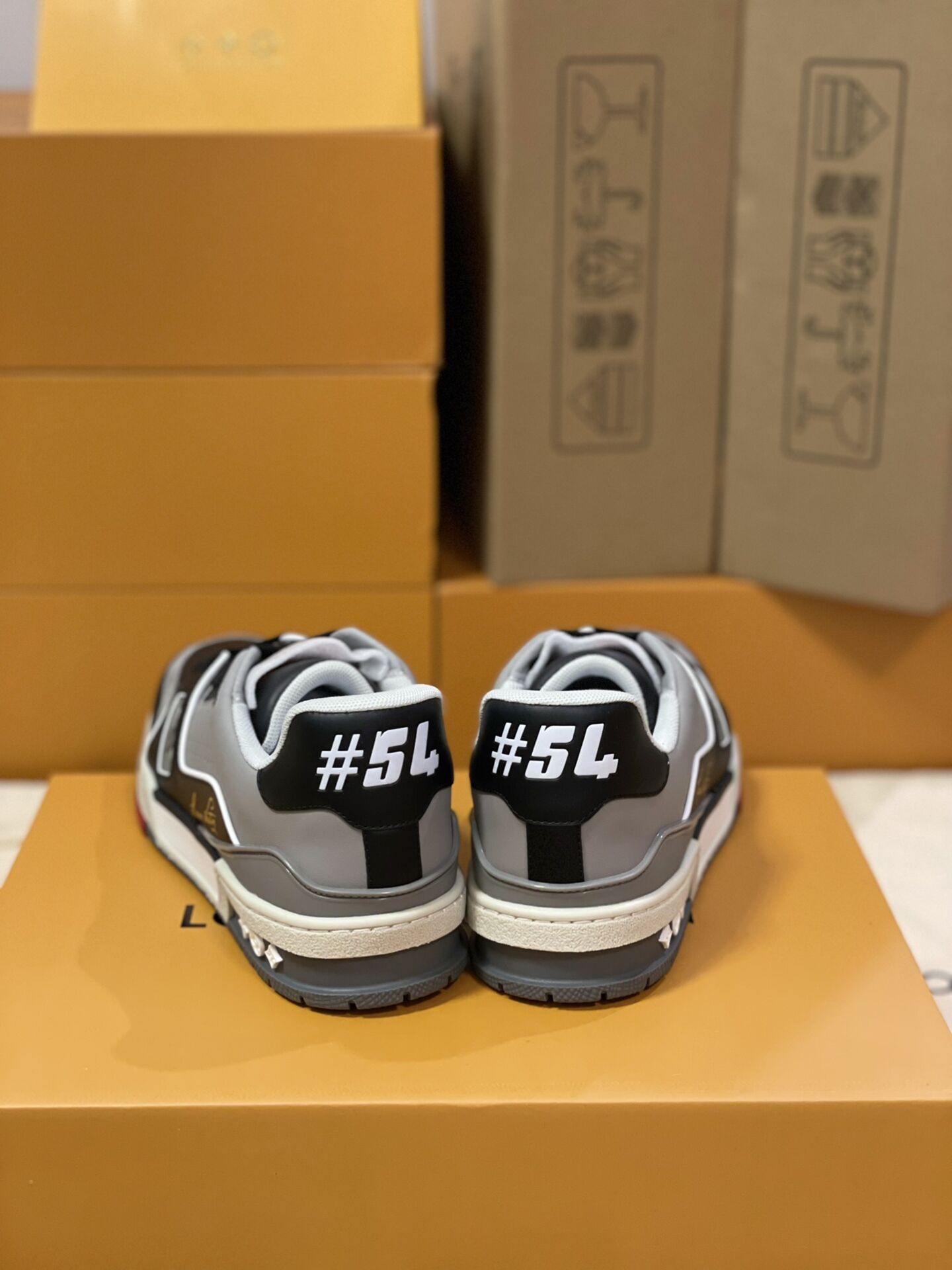 Men L*ouis V*uitton Sneakers Maikesneakers