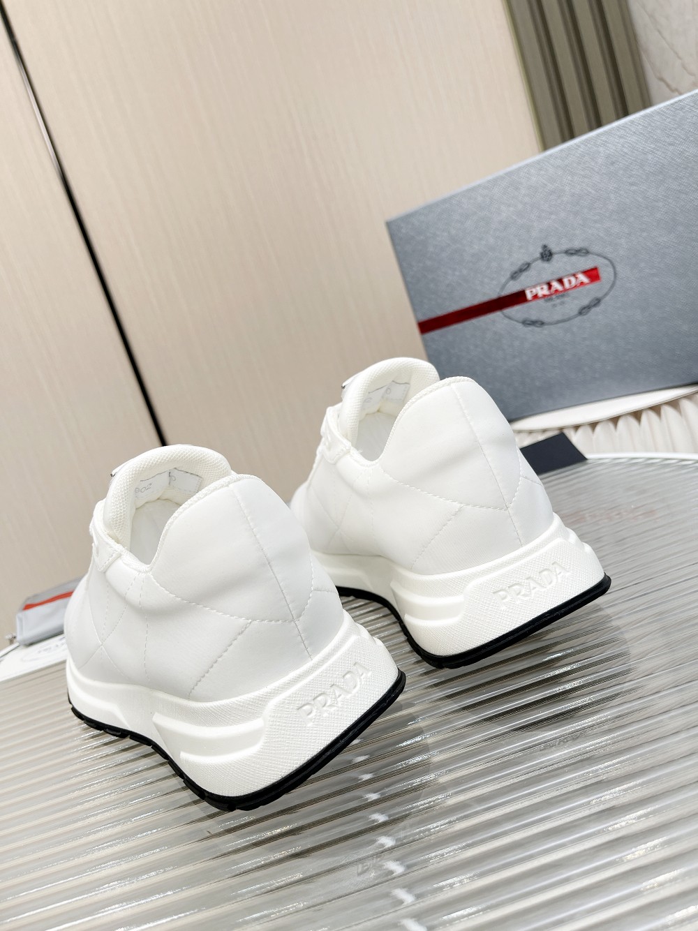 Men P*rada Top Sneaker （ ）