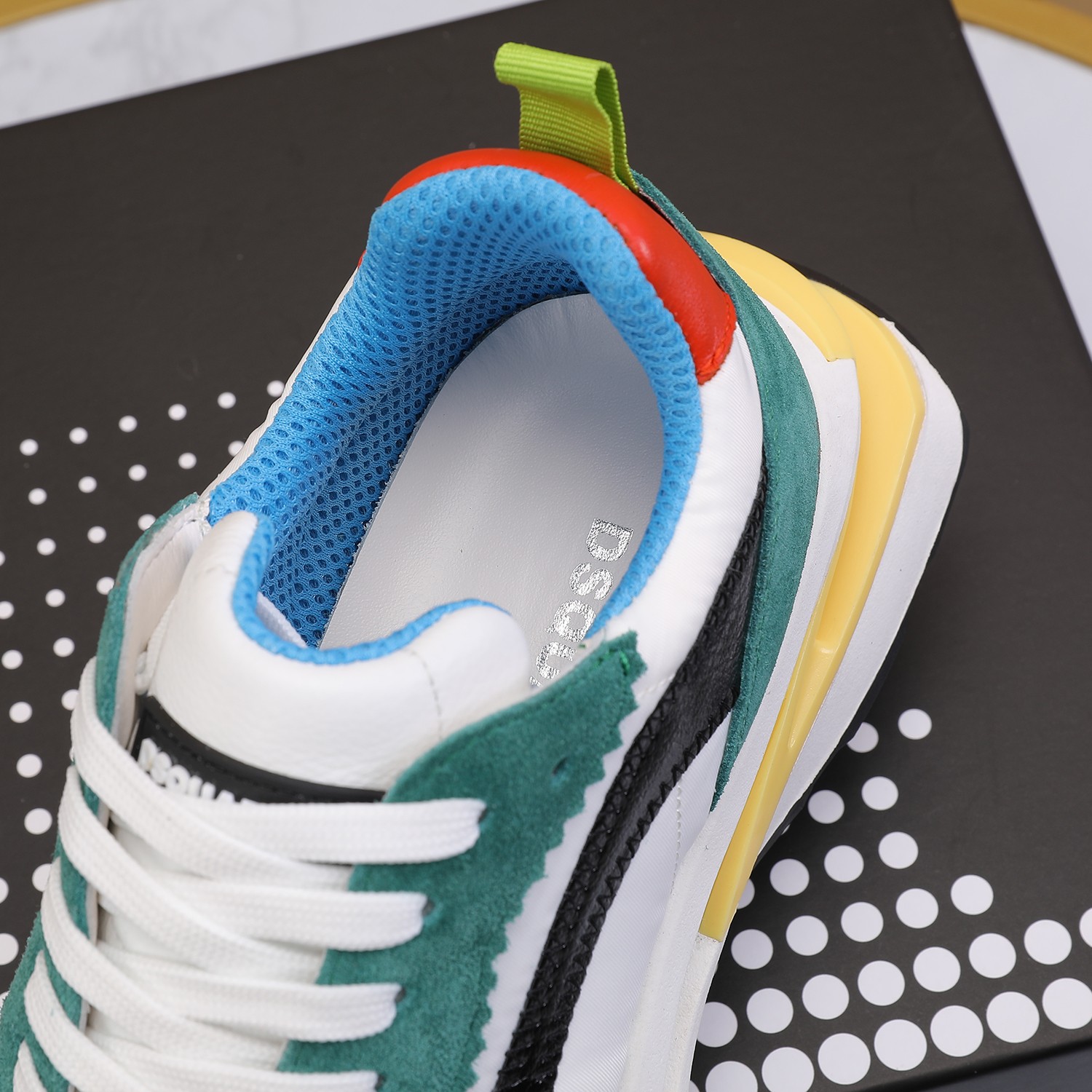 Men O*ff W*hite Top Sneakers