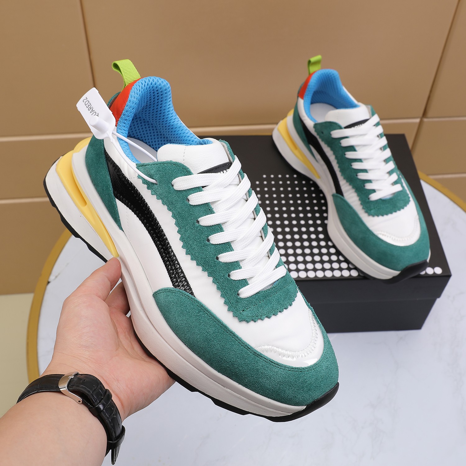 Men O*ff W*hite Top Sneakers