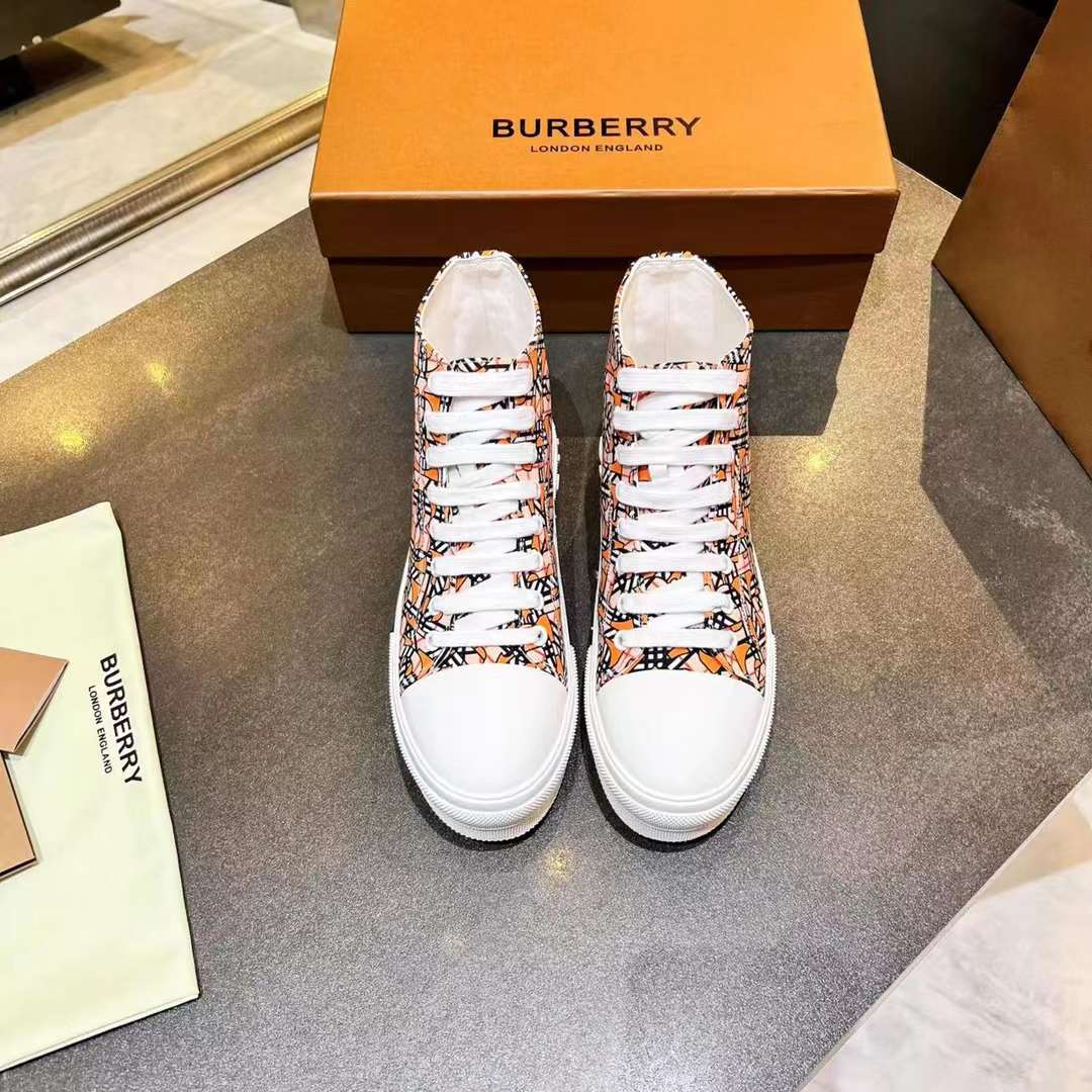 Men Women B*rberry Sneaker ()