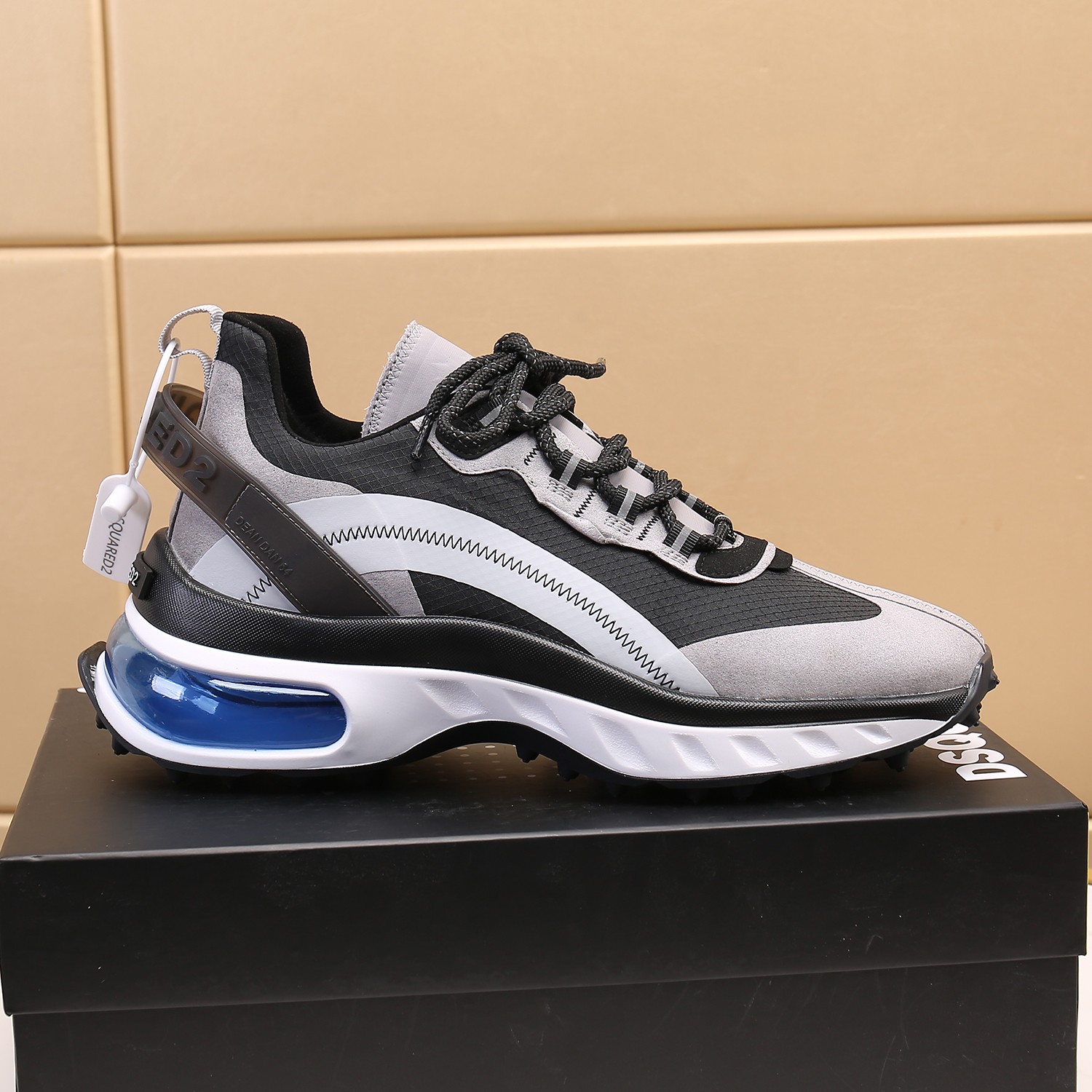 Men O*ff W*hite Top Sneakers