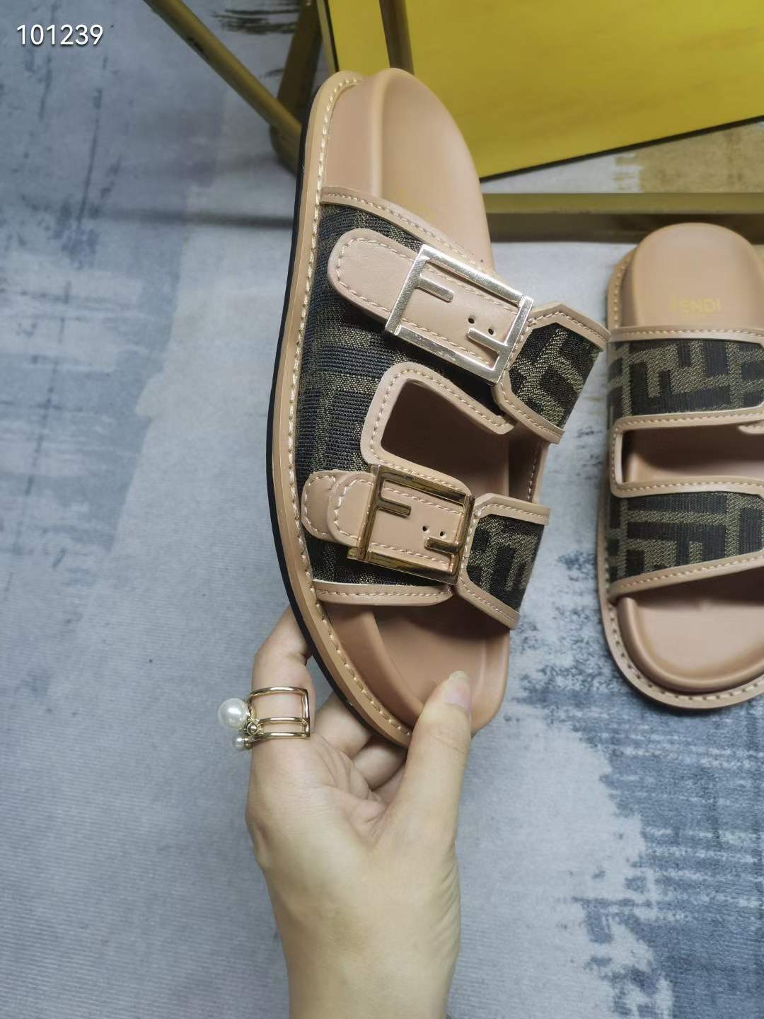 Women Men F*endi Top Sandals ( )