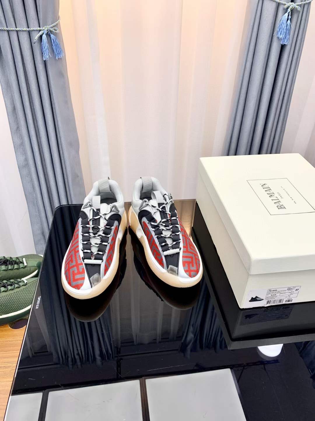 Men Women B*almain Top Sneakers