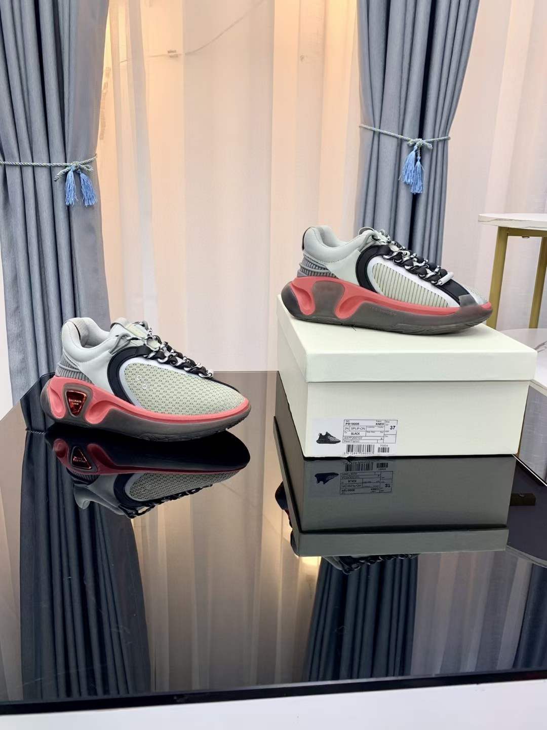 Men Women B*almain Top Sneakers