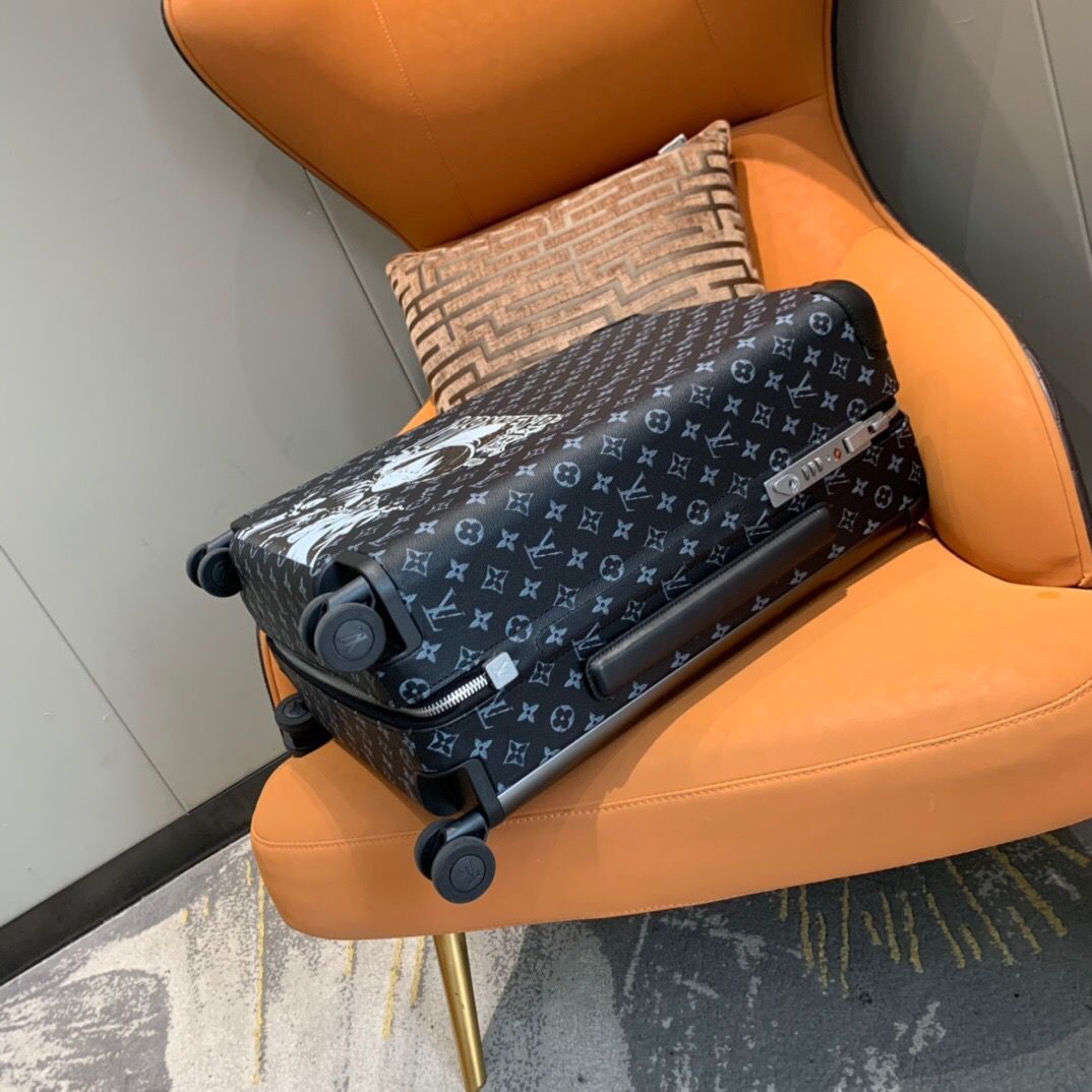 L*ouis V*uitton Luggage