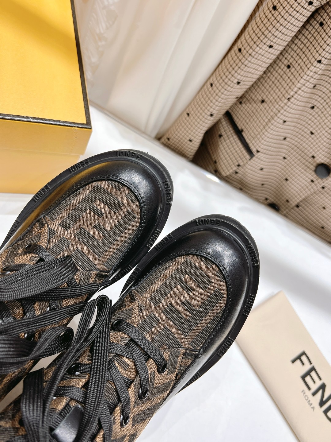 Women F*endi Top Boots Maikesneakers