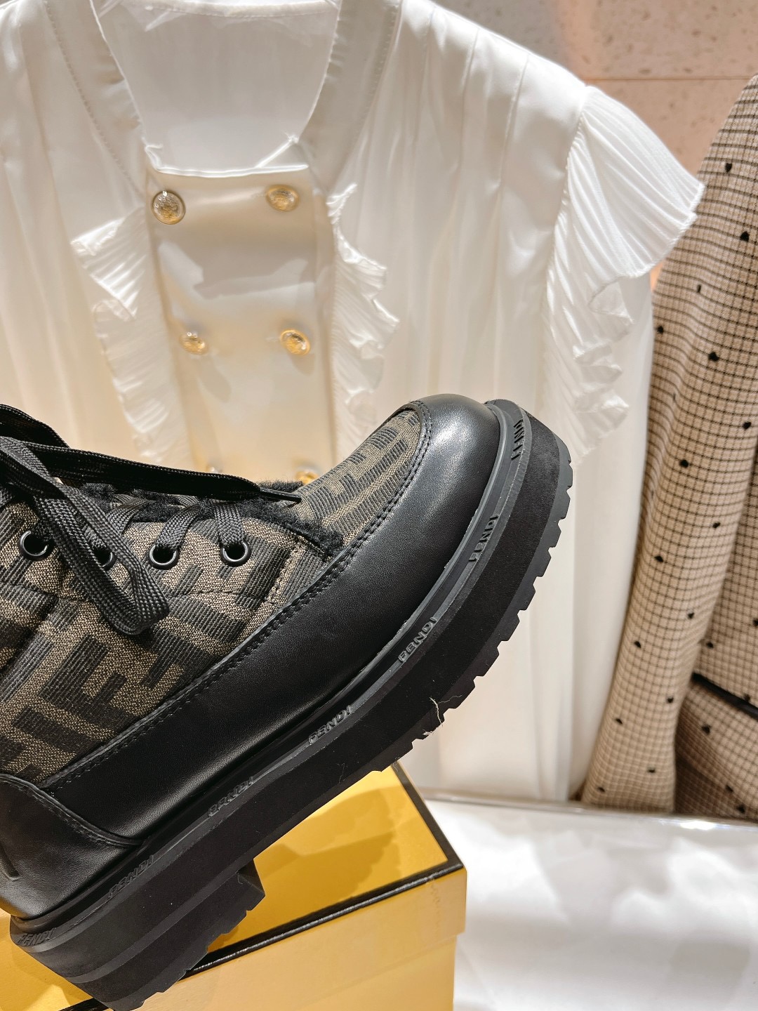 Women F*endi Top Boots Maikesneakers