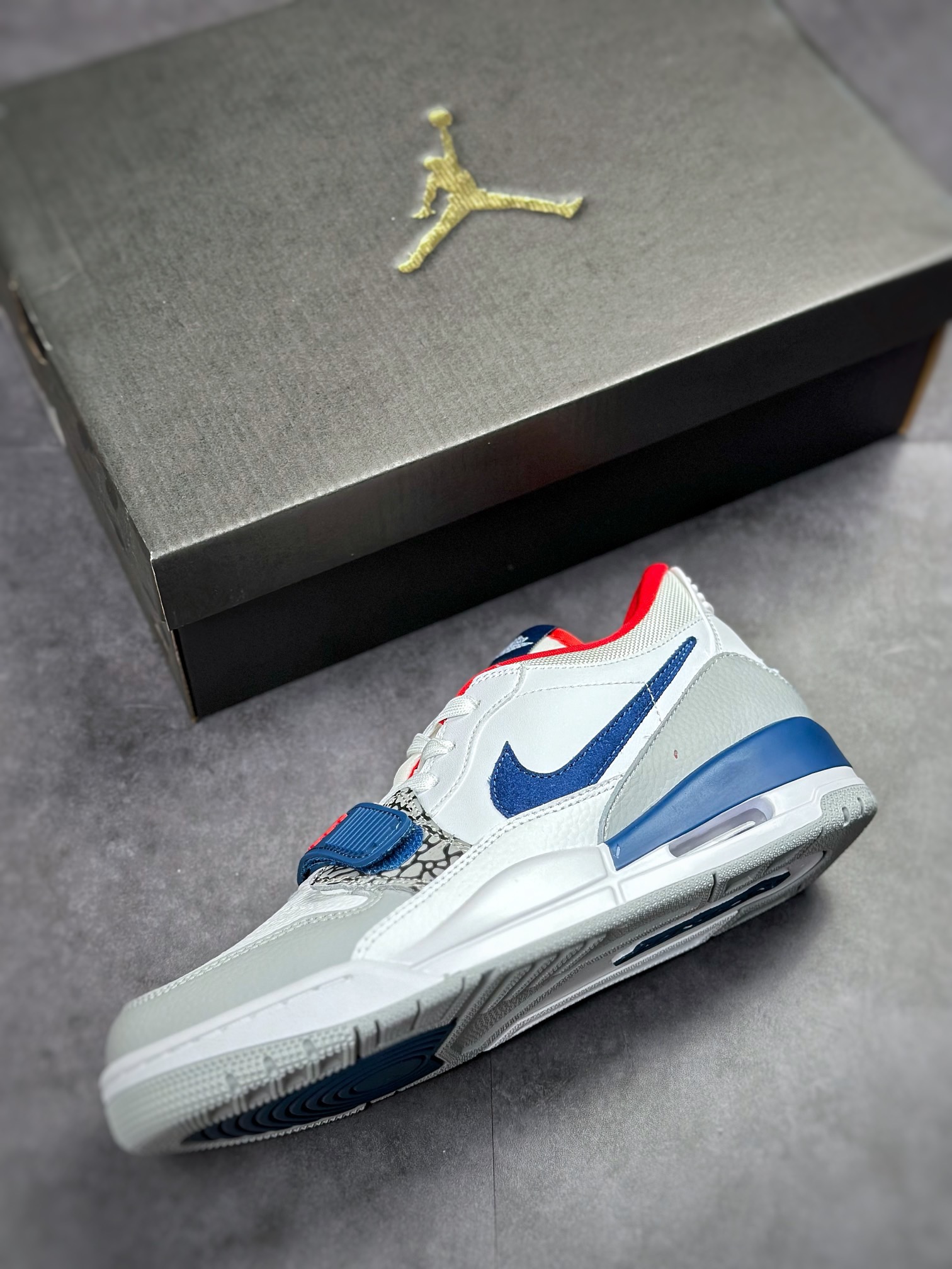 Air Jordan Legacy 312