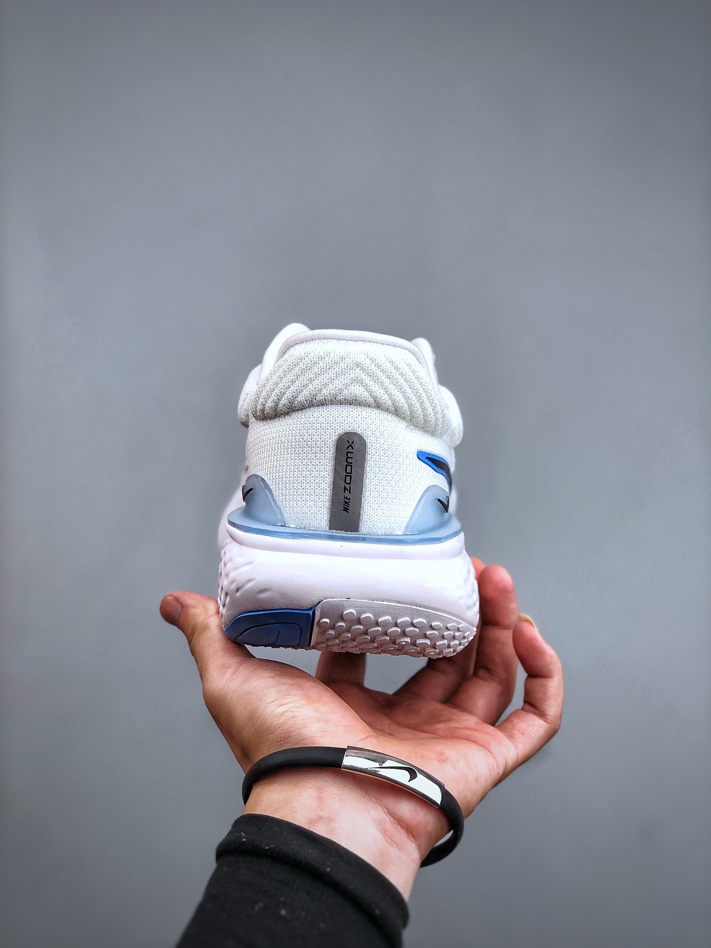 Men Women Nike zoomx invincible run fk