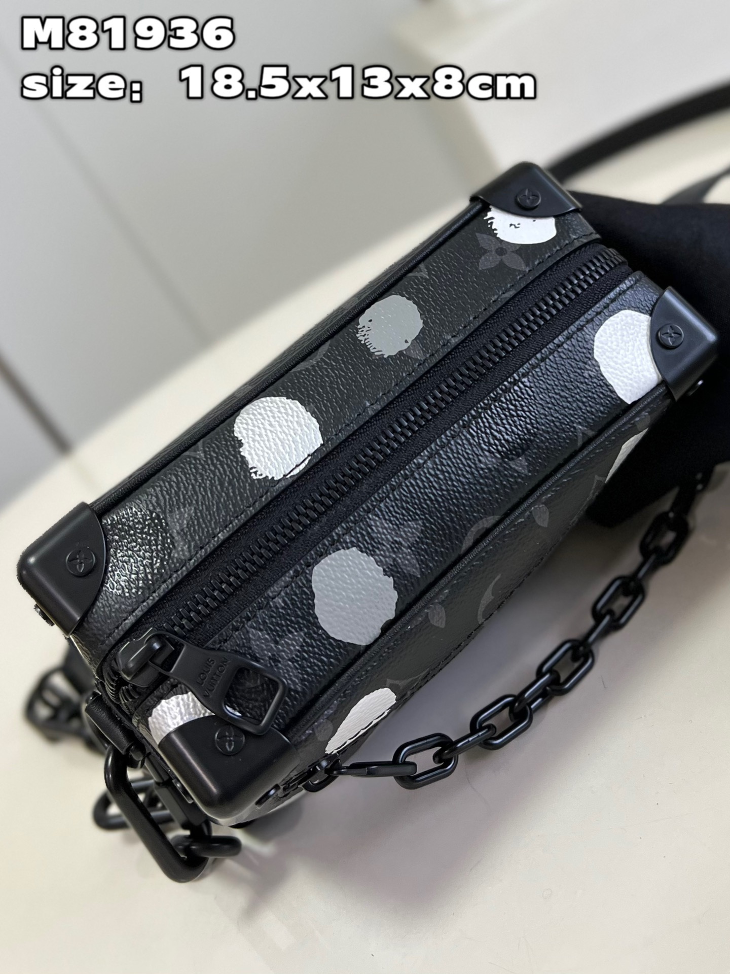 L*ouis V*uitton Top Bag