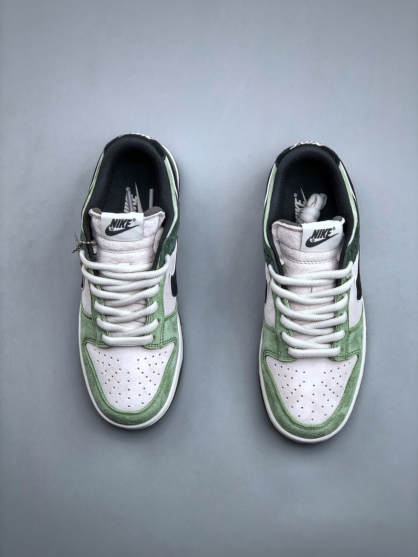 Nike SB Dunk low +otomo katsuhiro