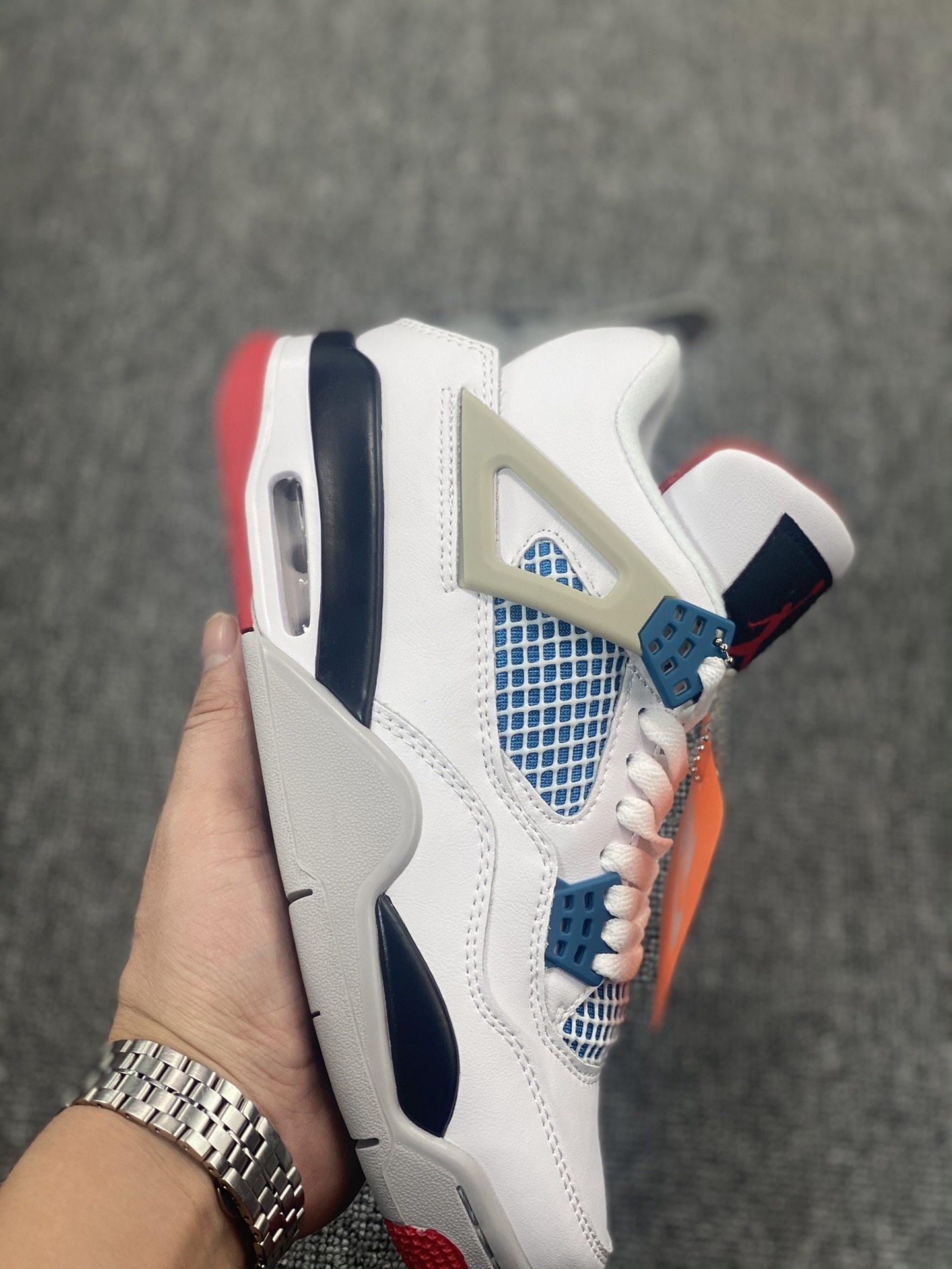 Nike Air Jordan 4 Retro