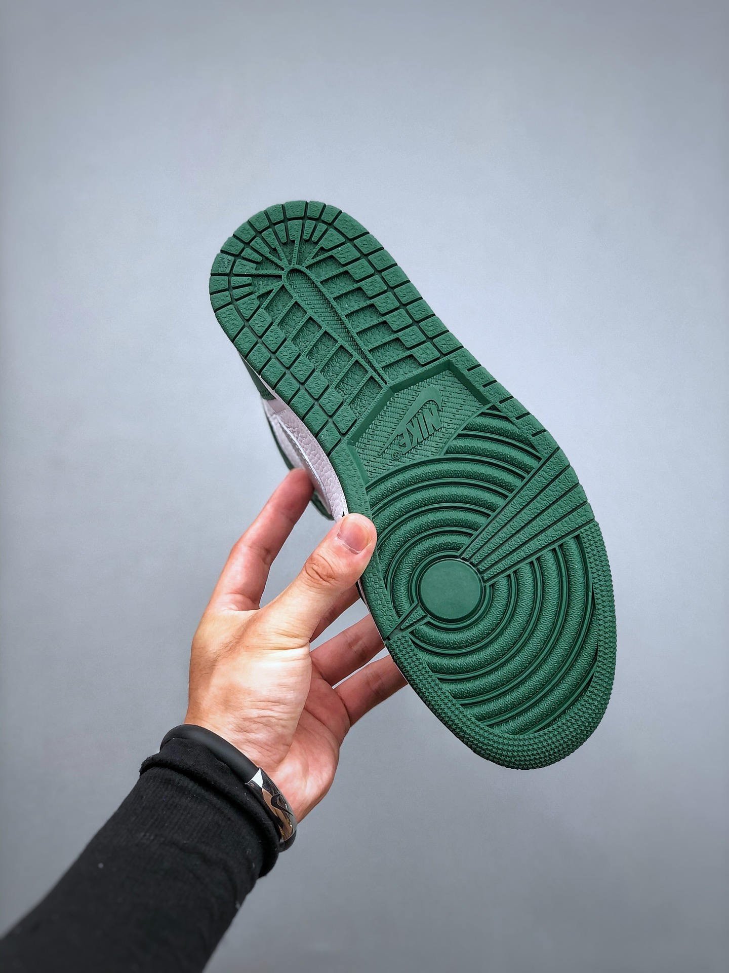 Air Jordan 1 High OG “Gorge Green” DZ5485-303